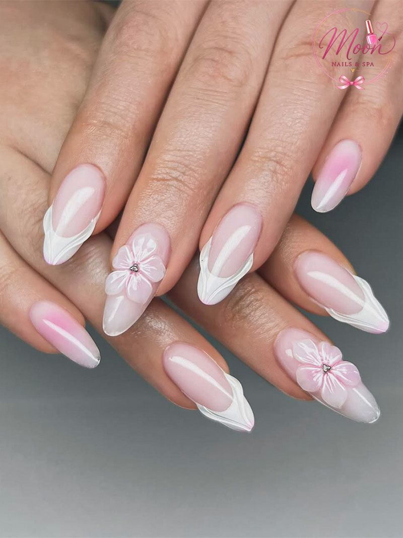 Moon Nails & Spa 